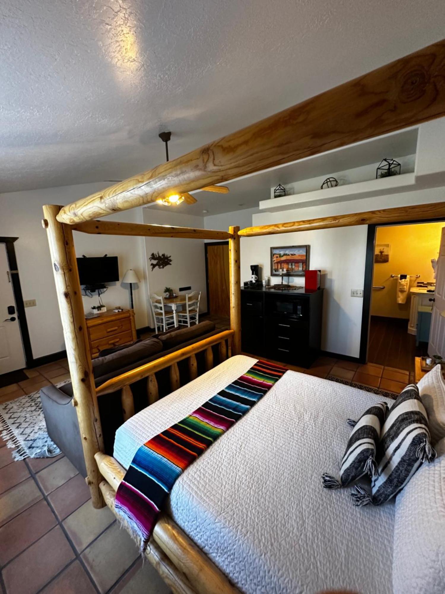 Adobe Rose Boutique Inn Artesia Dış mekan fotoğraf
